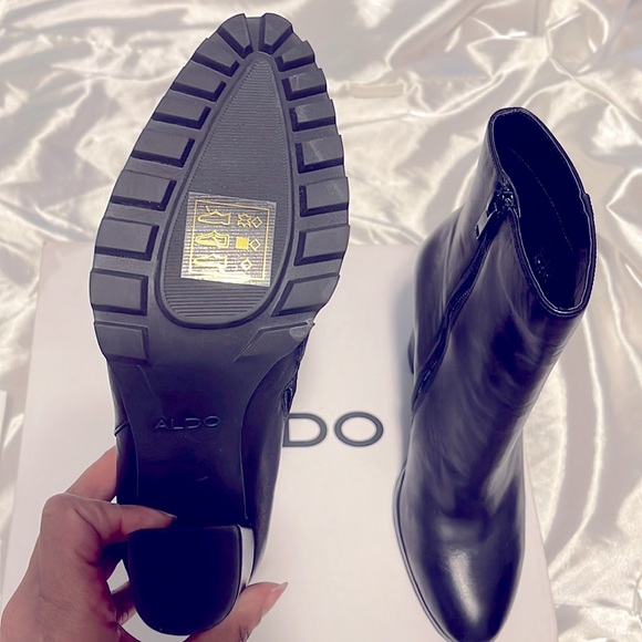 New - Picture 3 of 5